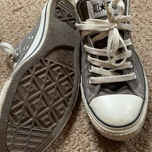 Grey Chucks men’s 10